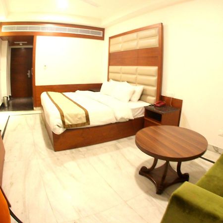 Hotel Ambica Katra Катра Экстерьер фото