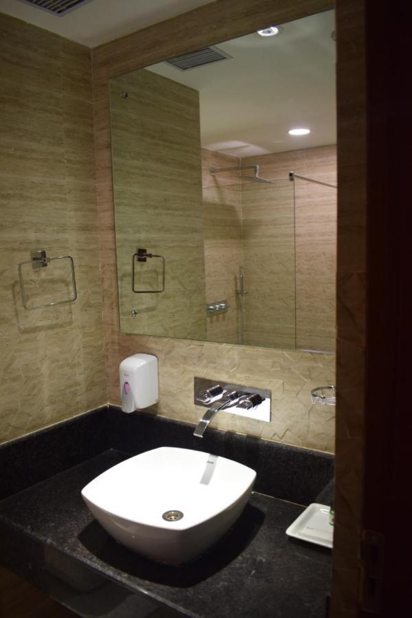 Hotel Ambica Katra Катра Экстерьер фото
