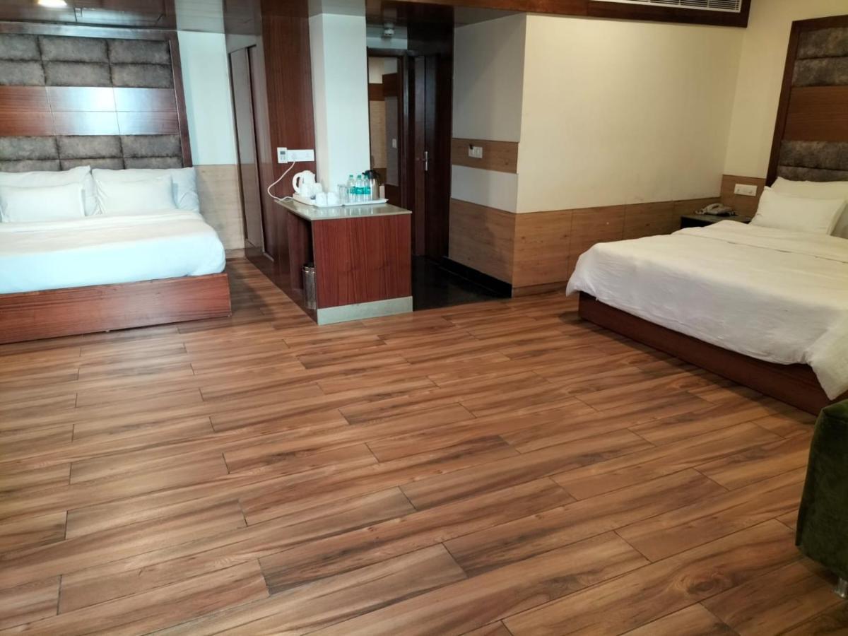Hotel Ambica Katra Катра Экстерьер фото