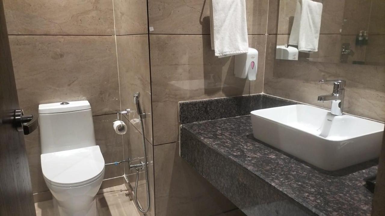 Hotel Ambica Katra Катра Экстерьер фото