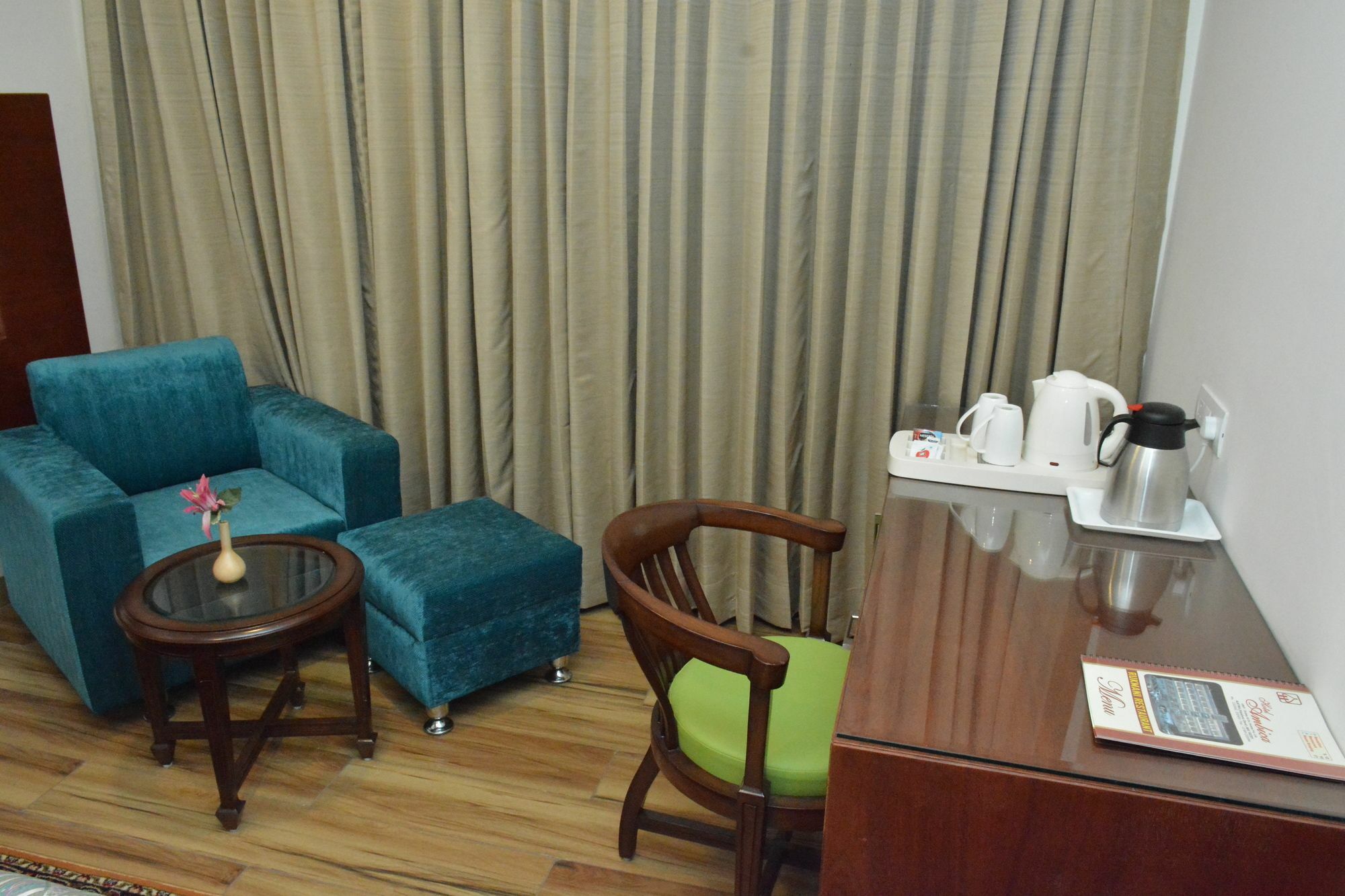 Hotel Ambica Katra Катра Экстерьер фото