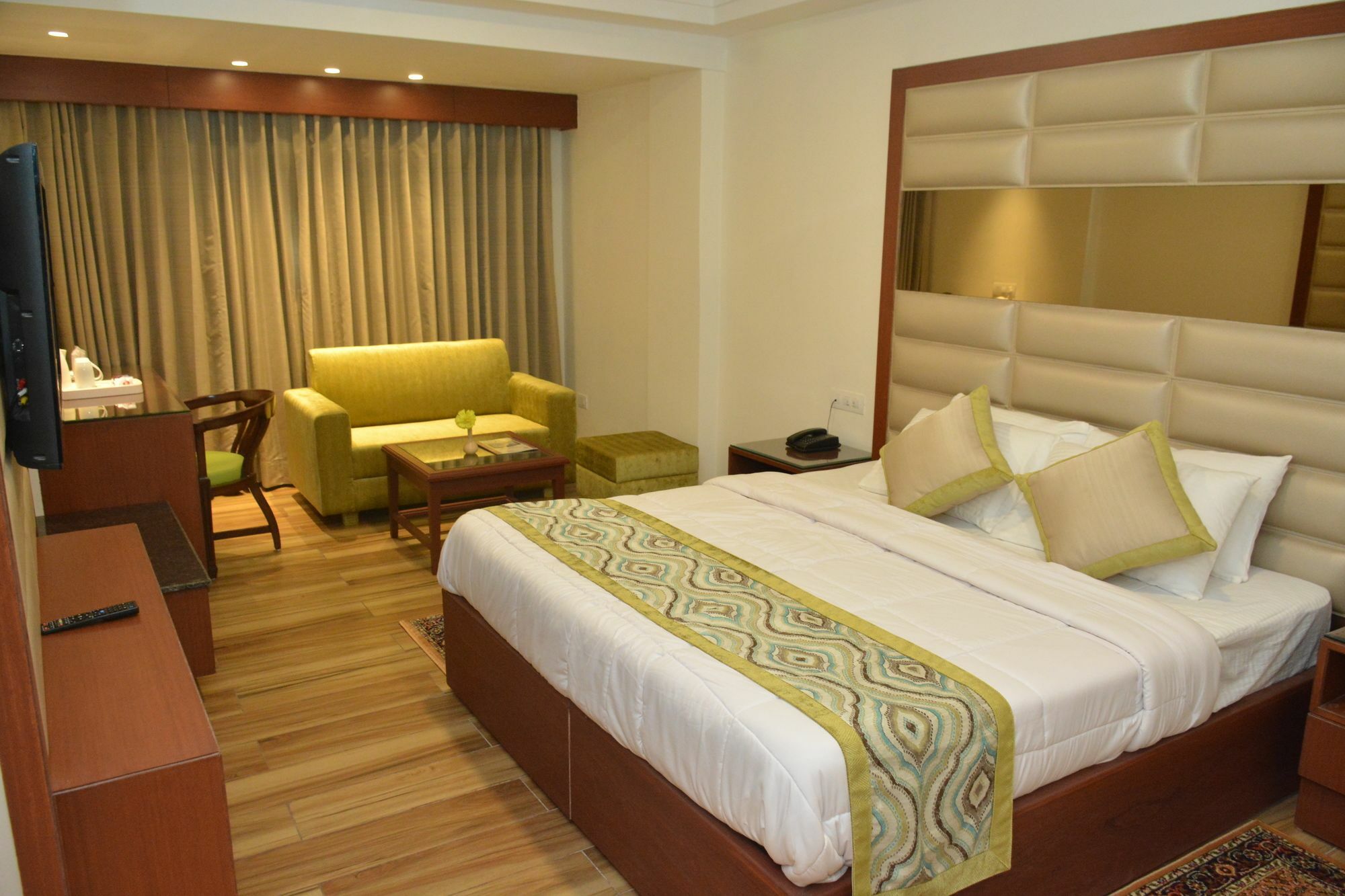 Hotel Ambica Katra Катра Экстерьер фото