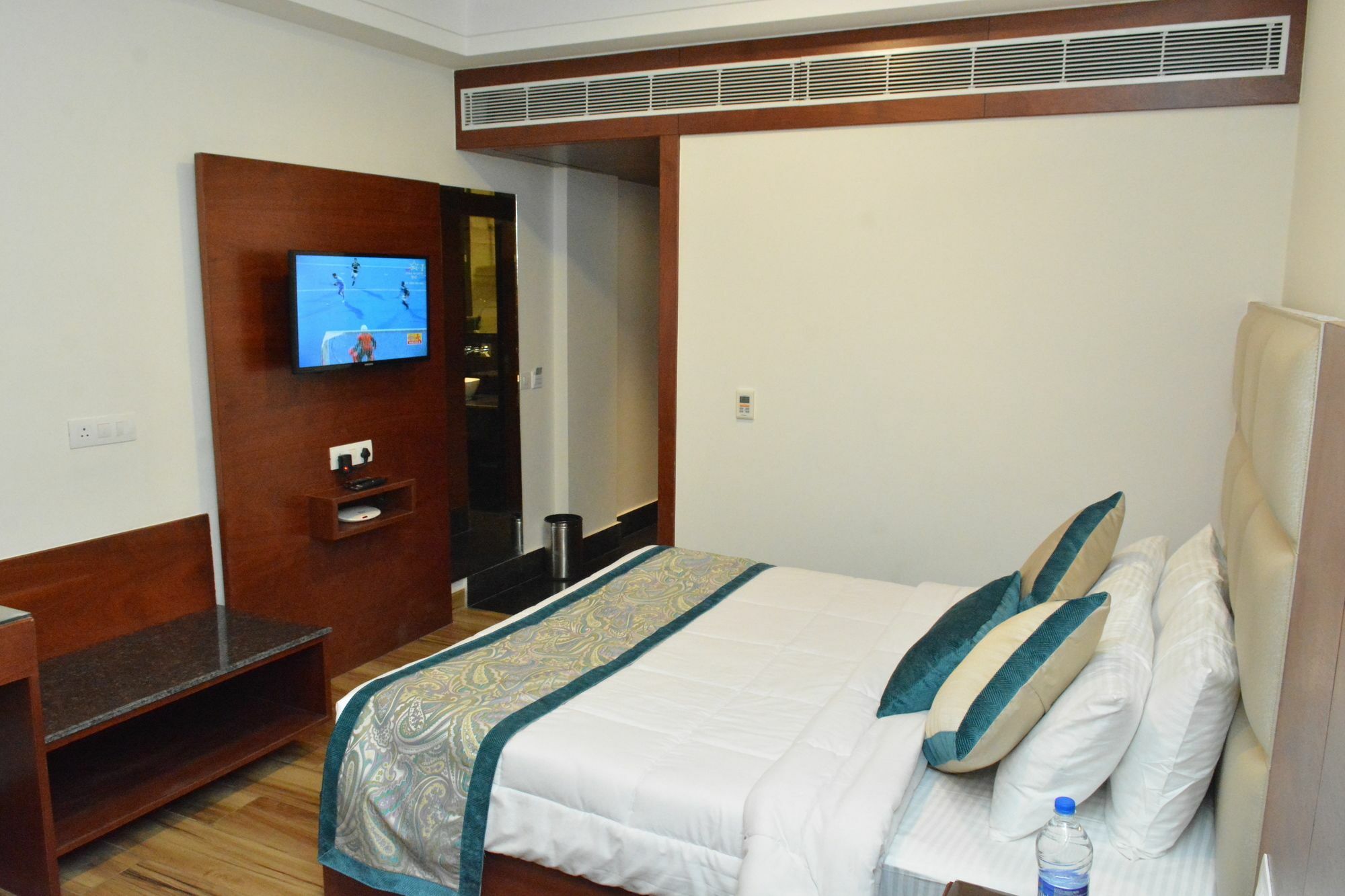 Hotel Ambica Katra Катра Экстерьер фото